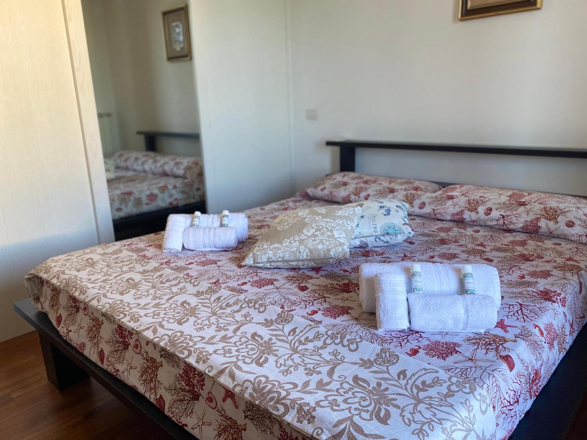 Villetta Relax Fast Wi-Fi 9 Min Porto Civitavecchia Santa Marinella Rum bild
