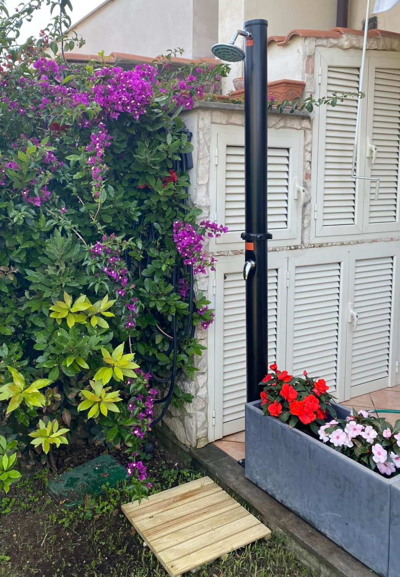 Villetta Relax Fast Wi-Fi 9 Min Porto Civitavecchia Santa Marinella Exteriör bild